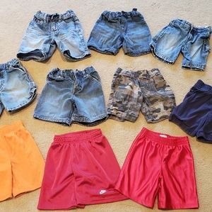 Boys 3T shorts lot